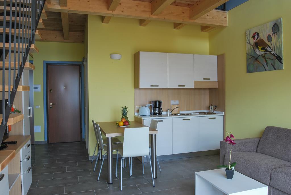 Residence Usignolo Trarego エクステリア 写真
